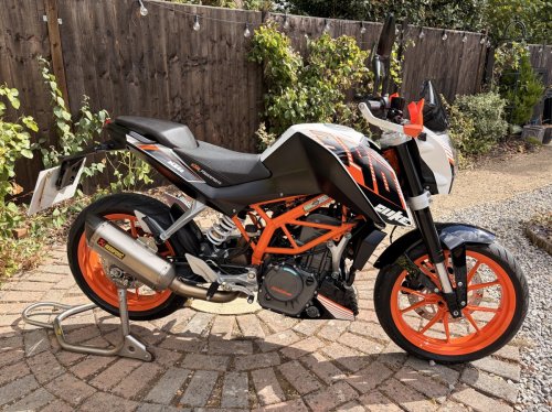 KTM 390 Duke
